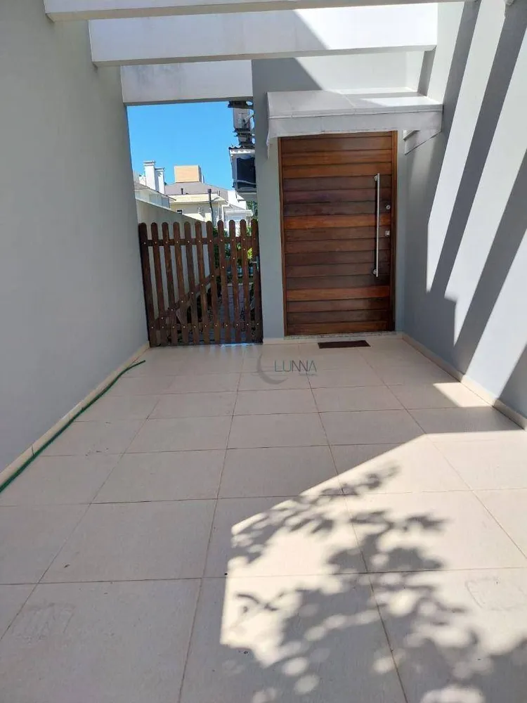 Casa, 4 quartos, 174 m² - Foto 2