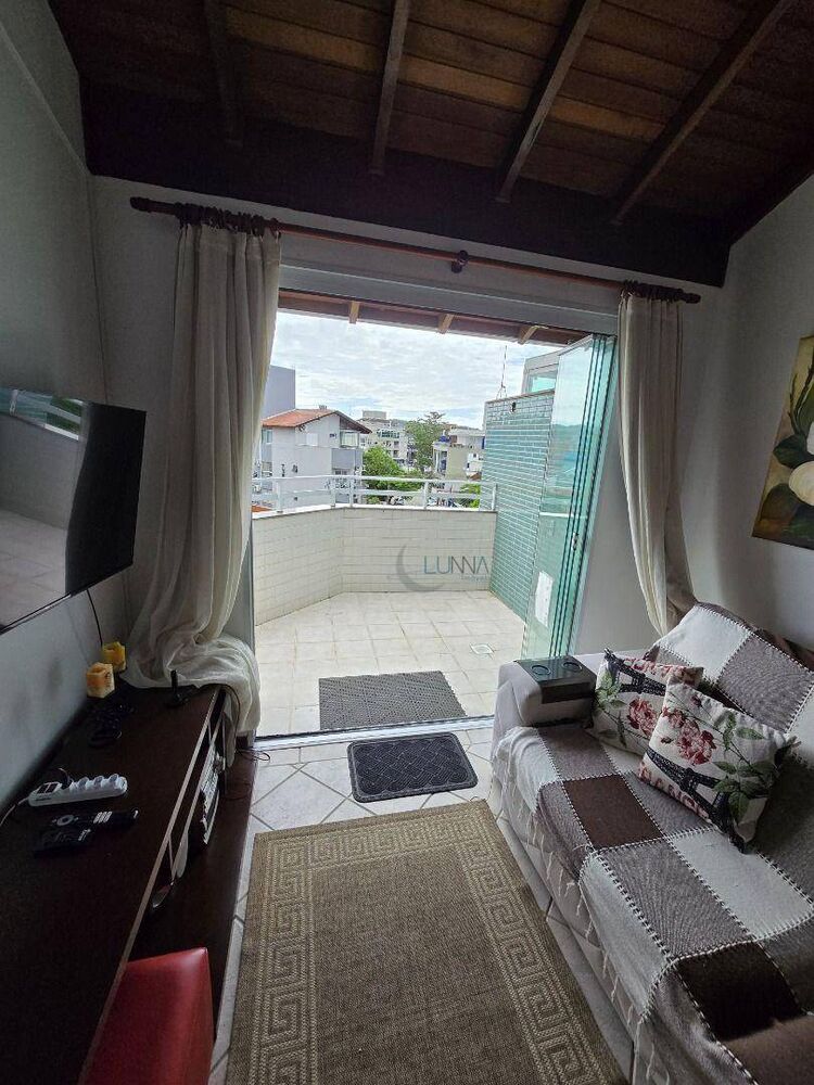 Cobertura à venda com 2 quartos, 101m² - Foto 1