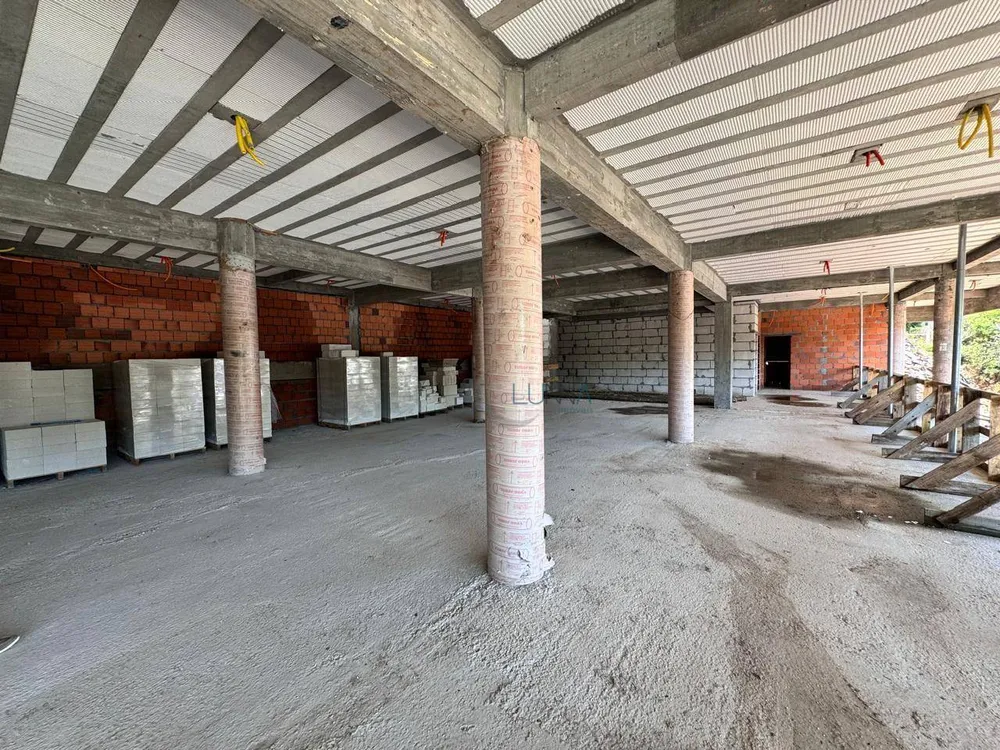 Apartamento, 3 quartos, 196 m² - Foto 1