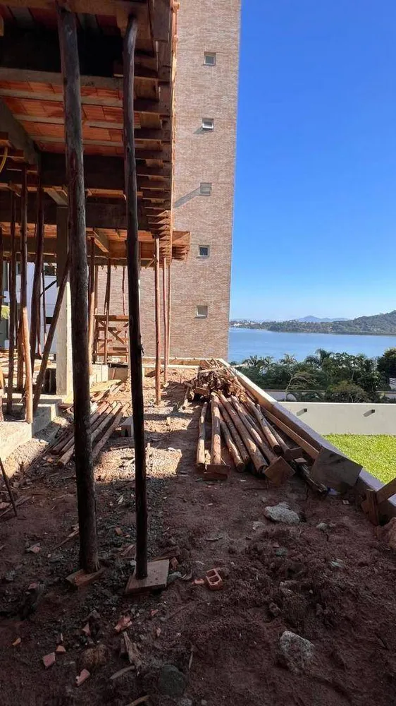 Casa, 3 quartos, 183 m² - Foto 4