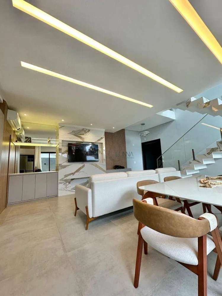 Sobrado, 3 quartos, 205 m² - Foto 3