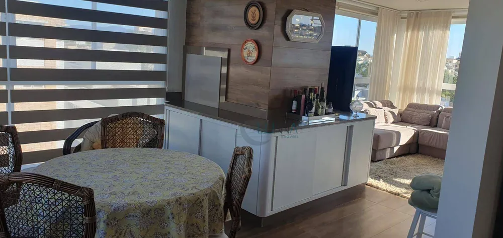 Cobertura, 3 quartos, 186 m² - Foto 2