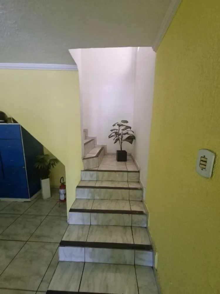 Casa, 3 quartos, 217 m² - Foto 4