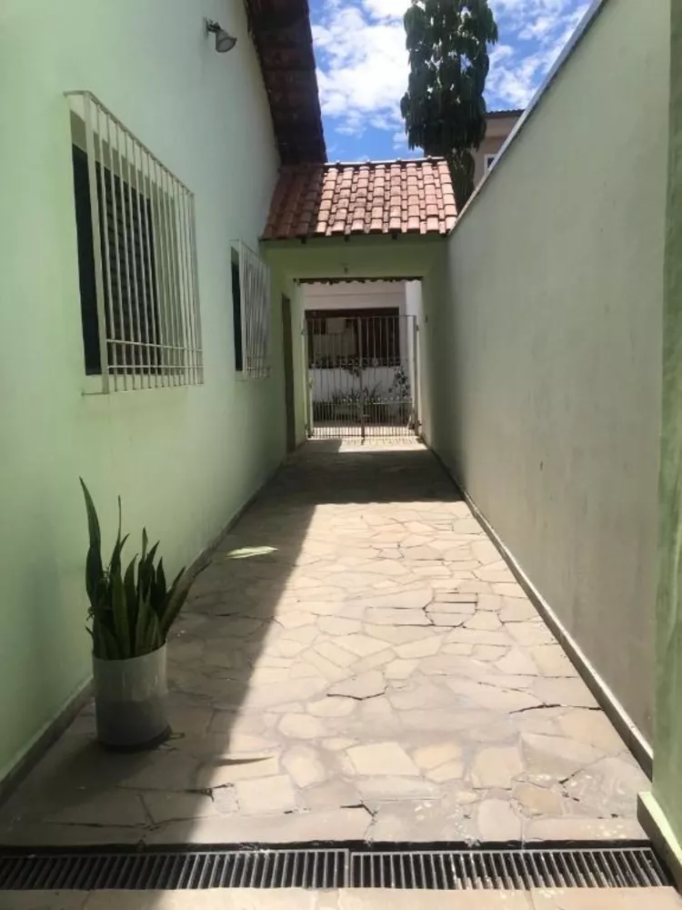 Casa à venda com 3 quartos, 197m² - Foto 6