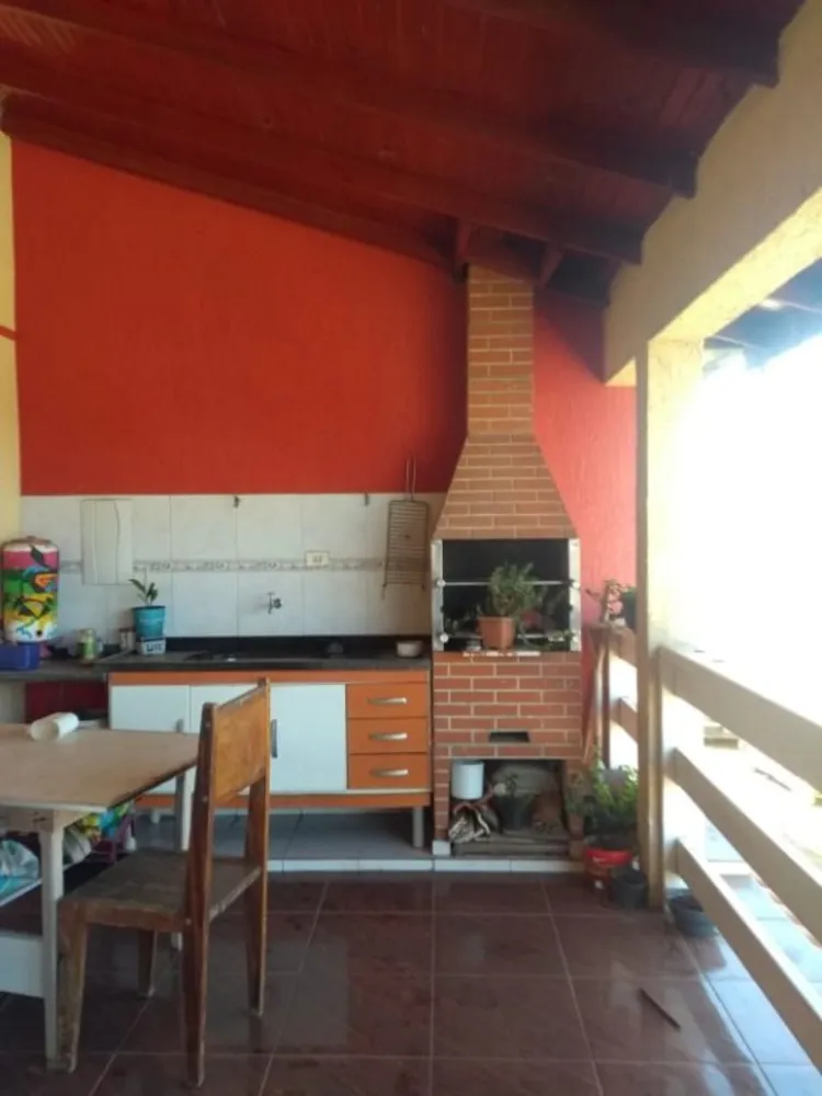 Casa, 3 quartos, 182 m² - Foto 1