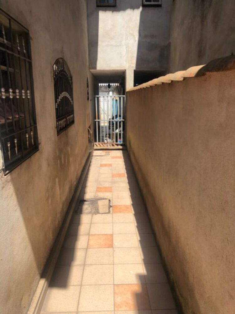 Sobrado à venda com 3 quartos, 131m² - Foto 2