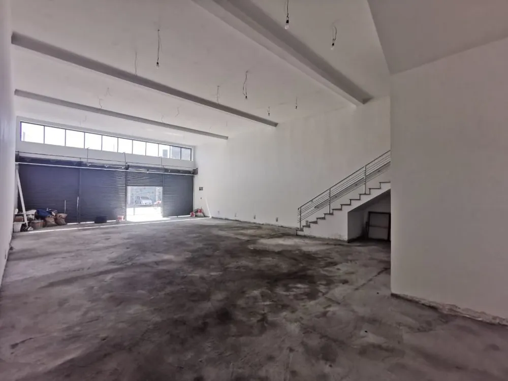 Loja-Salão, 324 m² - Foto 1