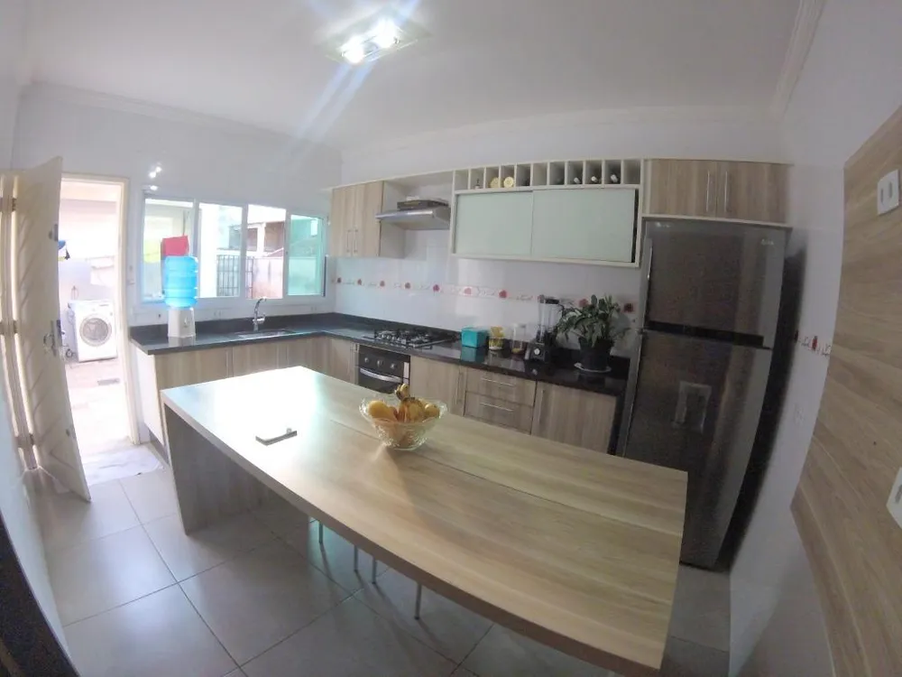 Casa, 4 quartos, 190 m² - Foto 4