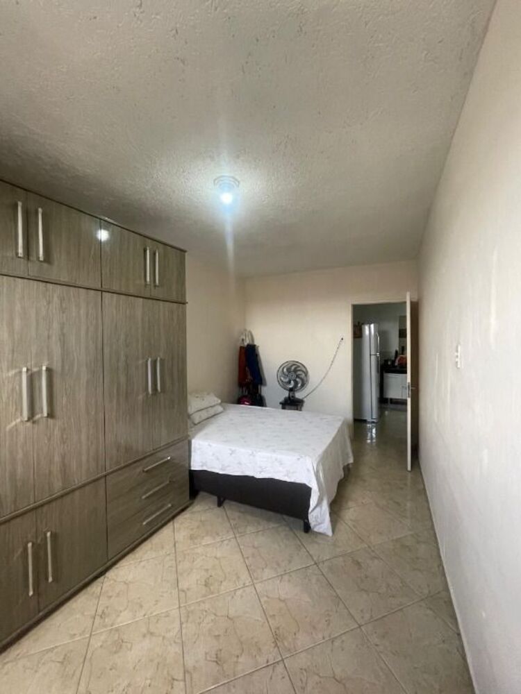 Casa, 7 quartos, 247 m² - Foto 2