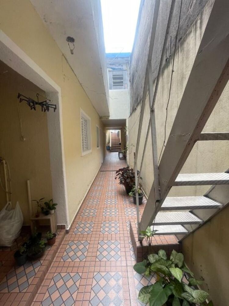 Casa, 7 quartos, 247 m² - Foto 1