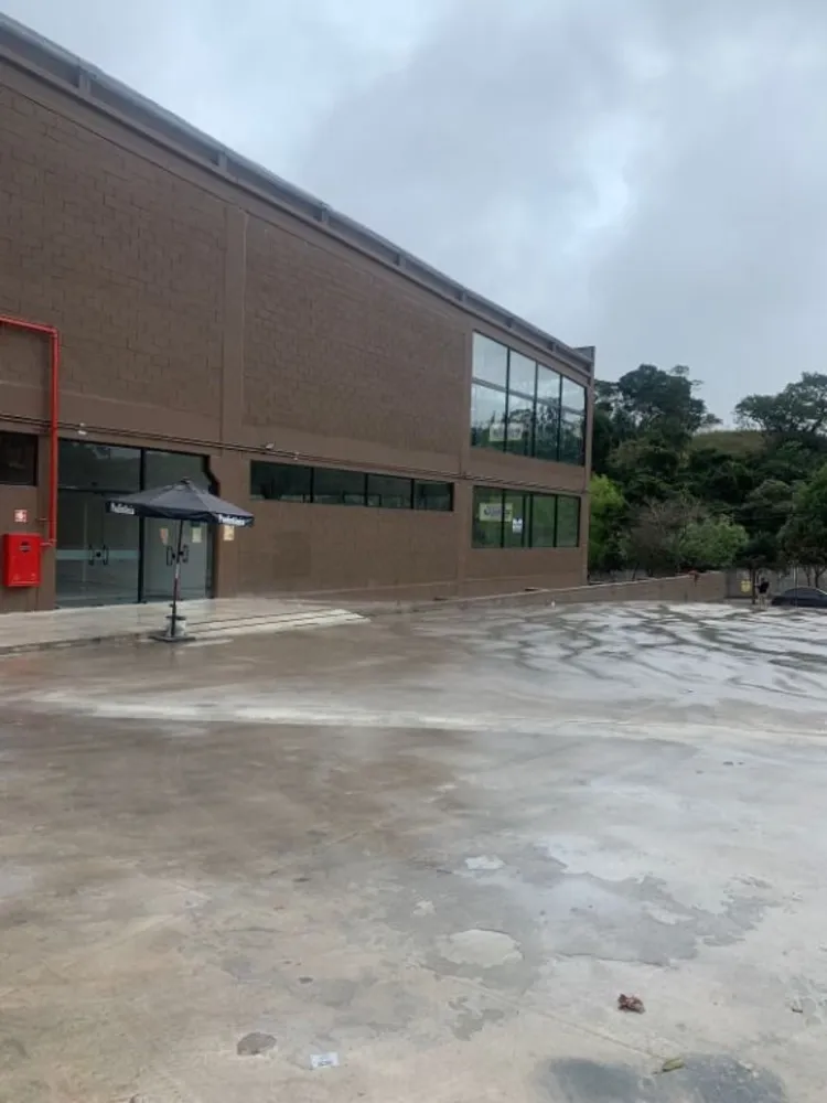 Loja-Salão, 650 m² - Foto 1