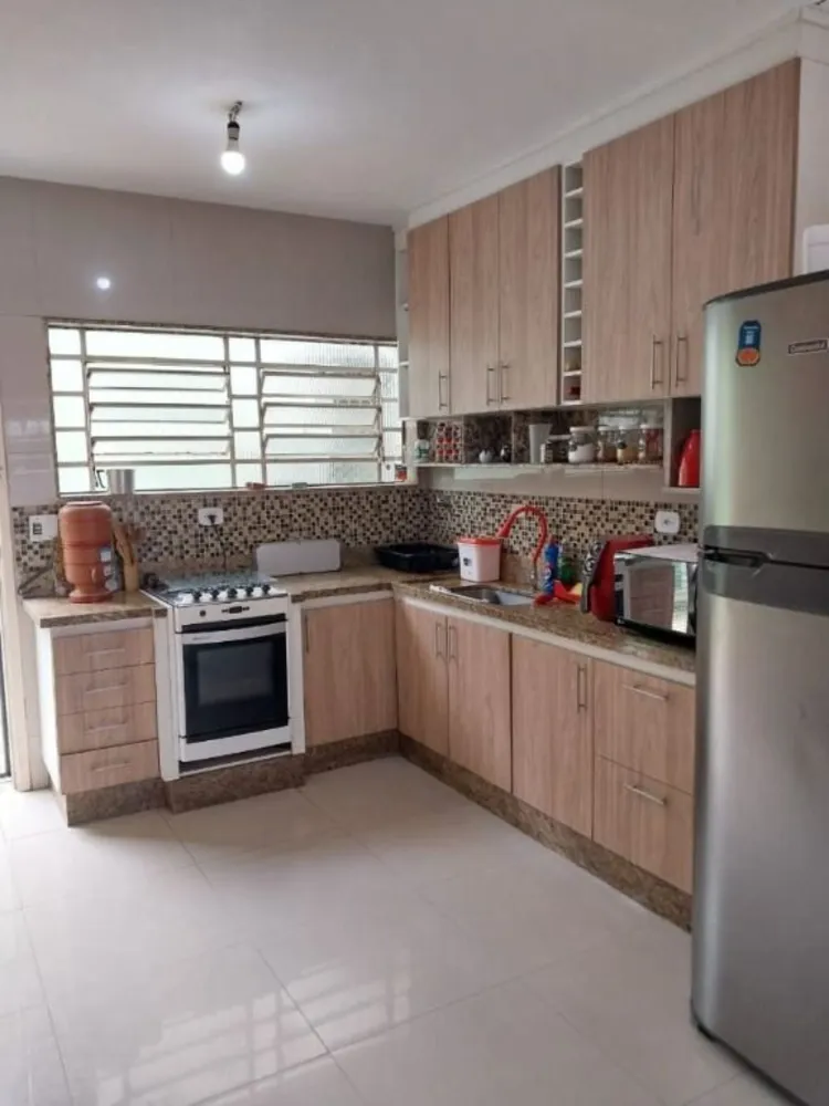 Casa, 3 quartos, 220 m² - Foto 2