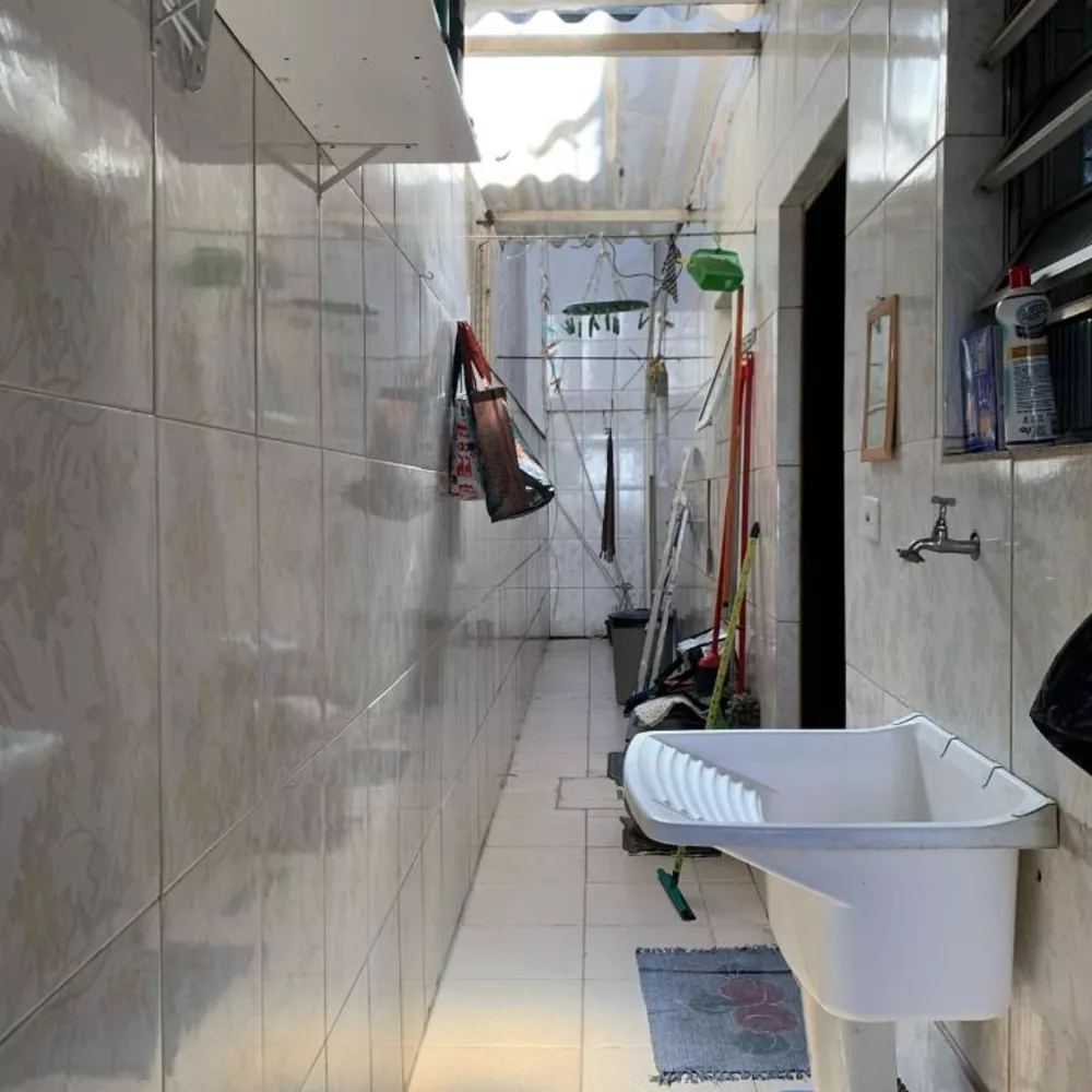 Sobrado à venda com 4 quartos, 250m² - Foto 7