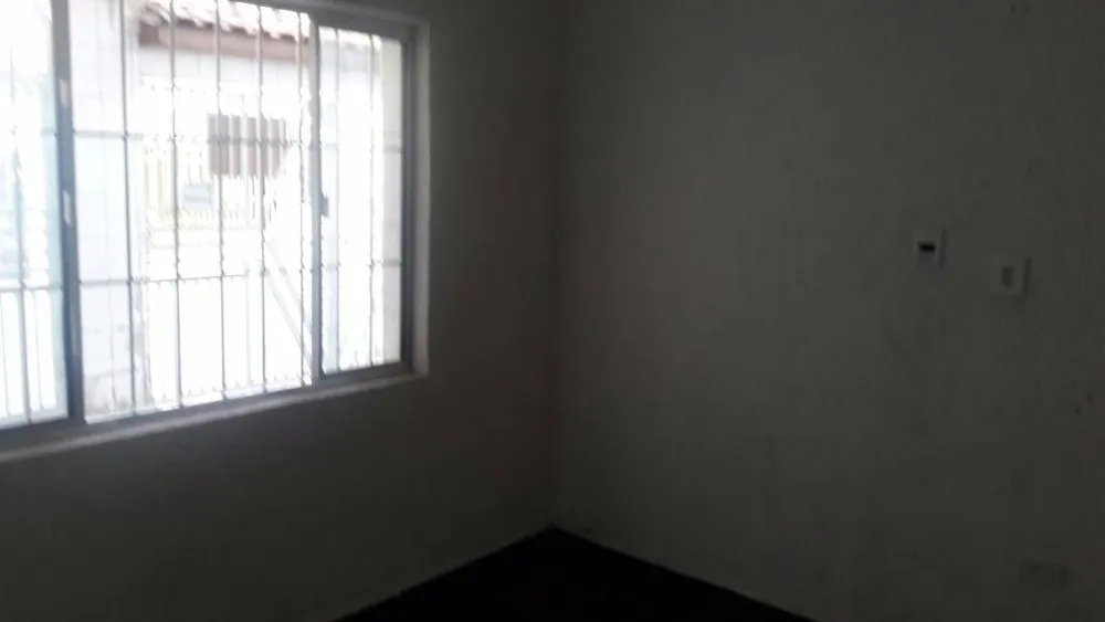 Casa, 2 quartos, 200 m² - Foto 2