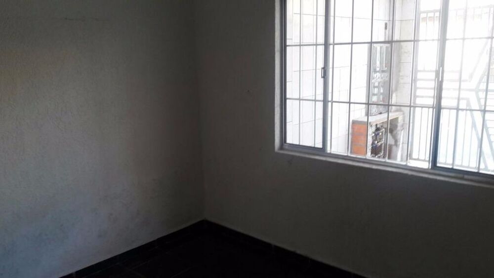 Casa, 2 quartos, 200 m² - Foto 1
