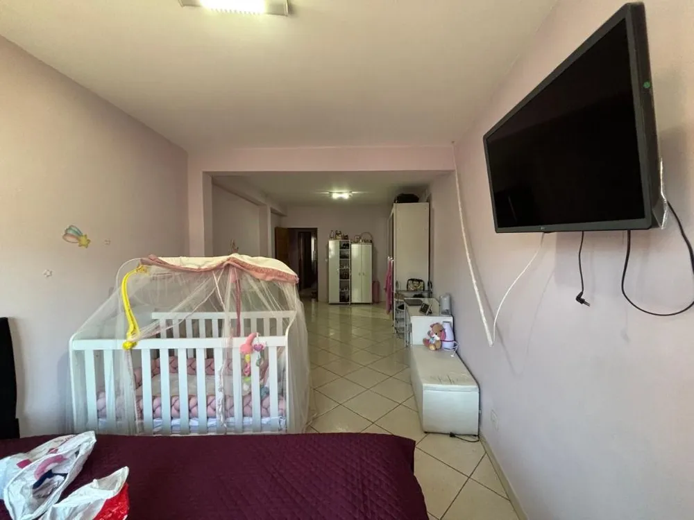 Sobrado, 4 quartos, 284 m² - Foto 8