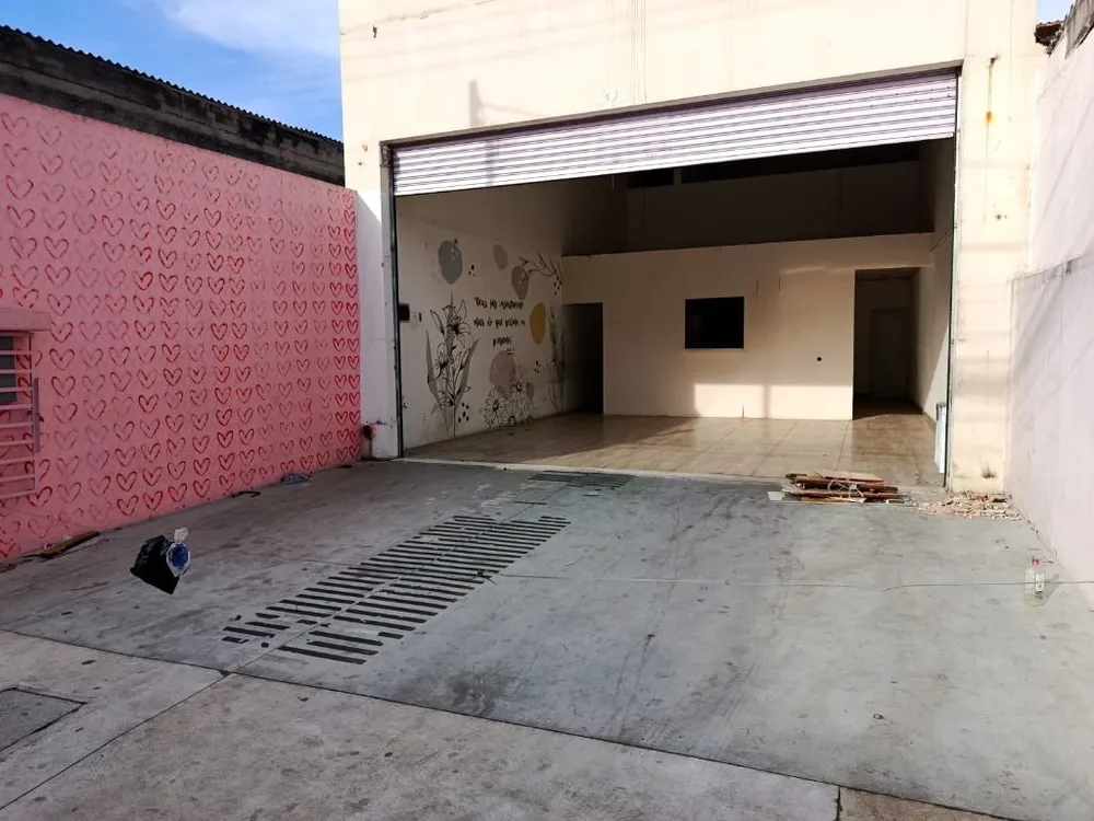 Loja-Salão, 140 m² - Foto 1