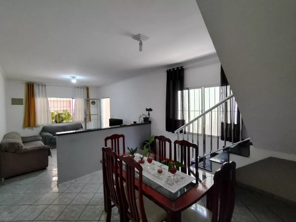 Sobrado, 3 quartos, 214 m² - Foto 7