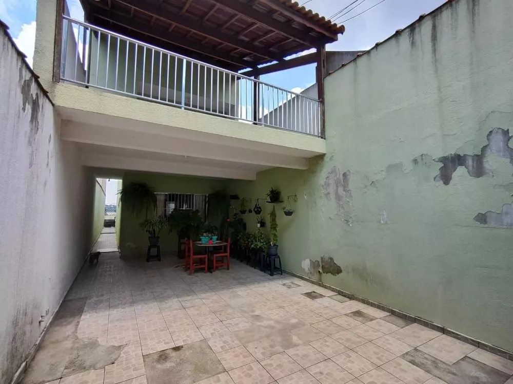 Sobrado, 3 quartos, 214 m² - Foto 1