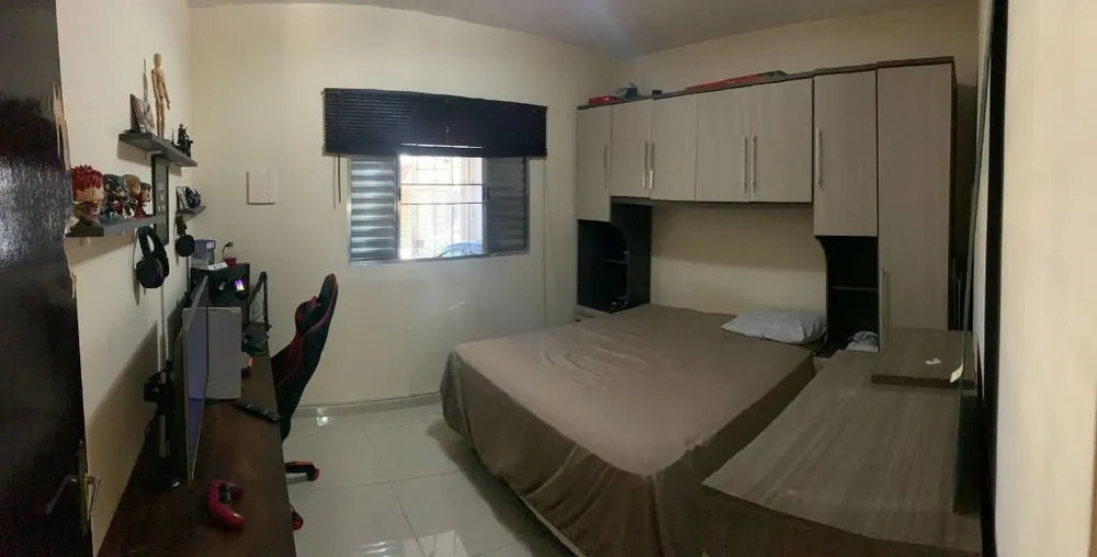 Casa, 2 quartos, 200 m² - Foto 1