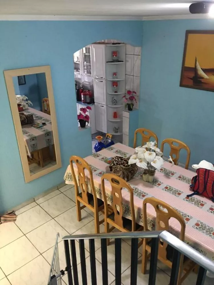 Sobrado, 3 quartos, 200 m² - Foto 1