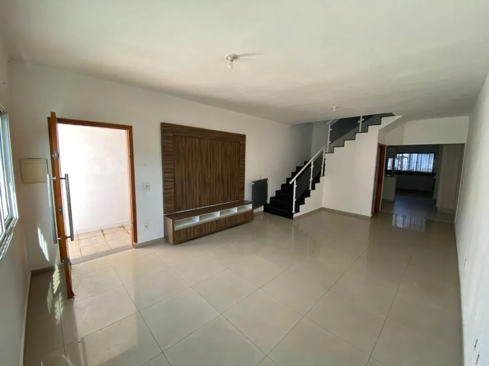 Sobrado, 3 quartos, 296 m² - Foto 3
