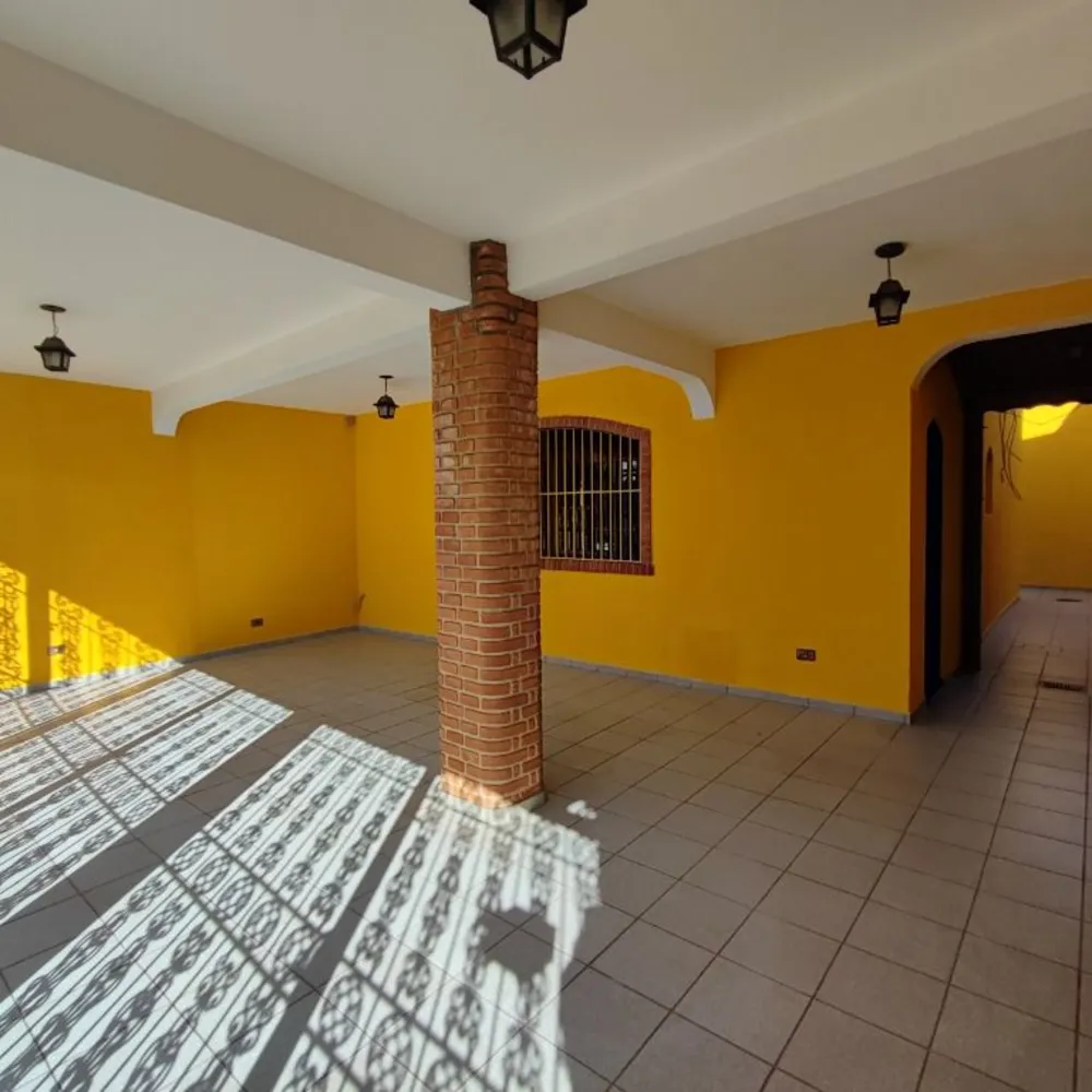 Sobrado, 3 quartos, 194 m² - Foto 2