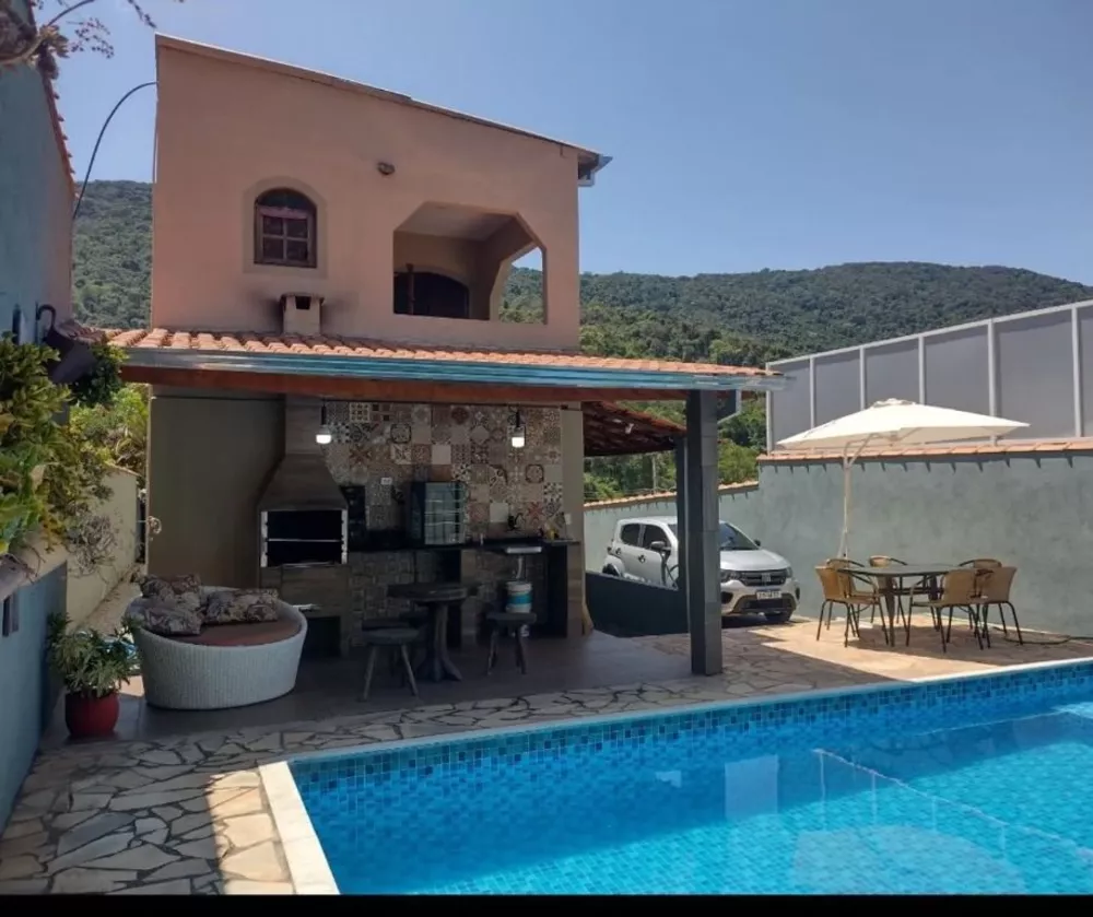 Chácara, 3 quartos, 180 m² - Foto 2