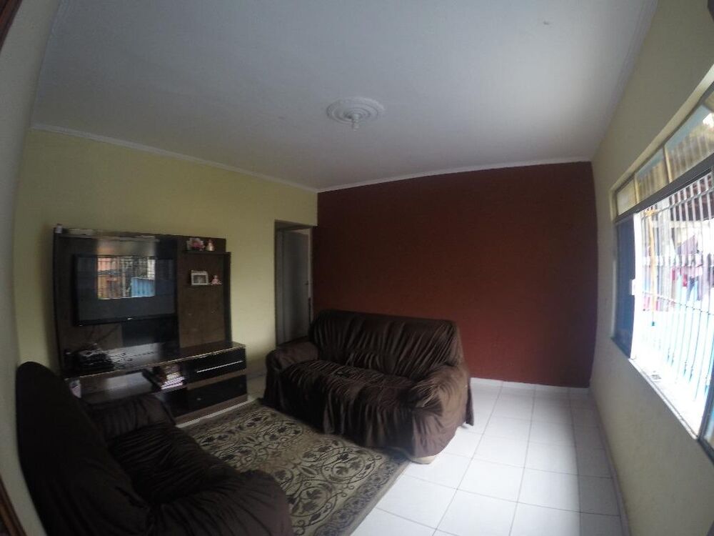 Casa, 2 quartos, 200 m² - Foto 1