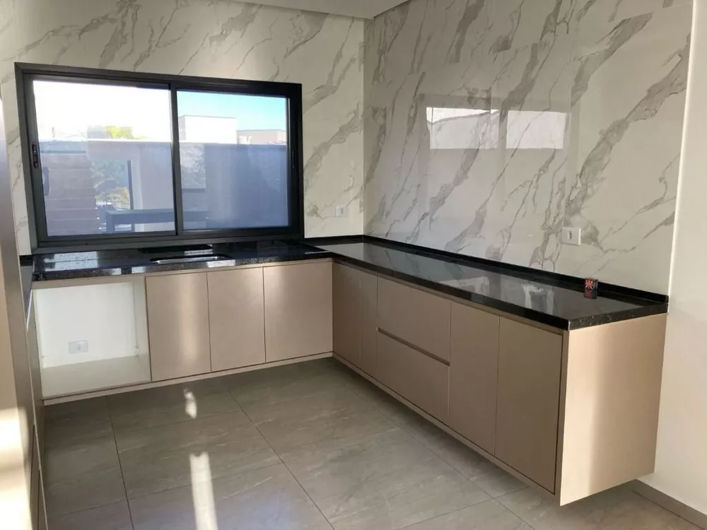 Sobrado, 4 quartos, 342 m² - Foto 1