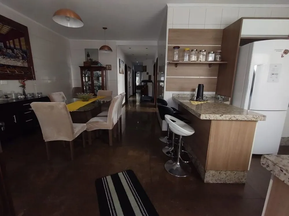 Casa, 4 quartos, 240 m² - Foto 6