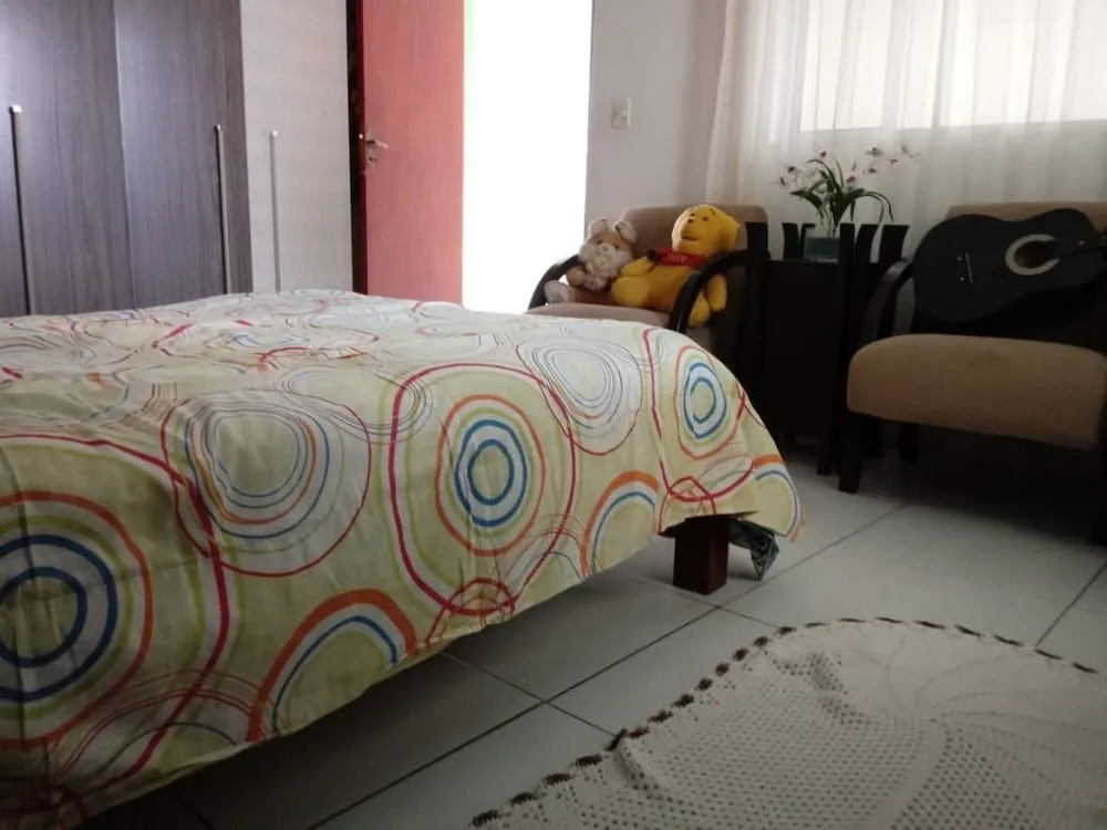 Sobrado, 3 quartos, 200 m² - Foto 1