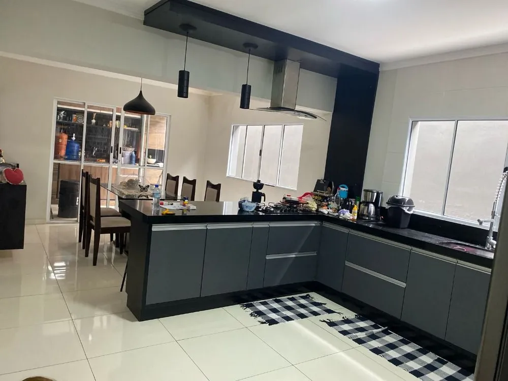 Sobrado, 3 quartos, 278 m² - Foto 1