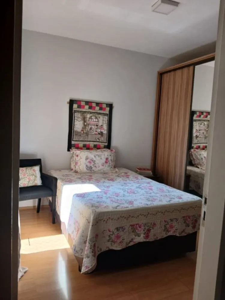 Apartamento, 3 quartos, 76 m² - Foto 2
