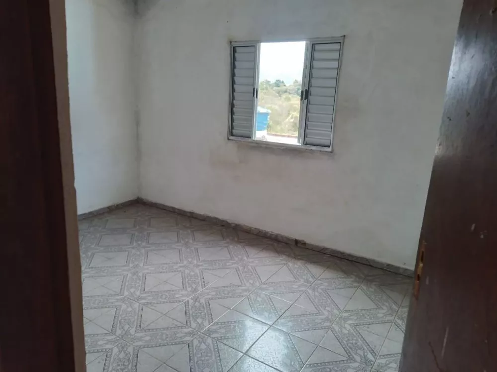 Casa à venda com 2 quartos, 130m² - Foto 4