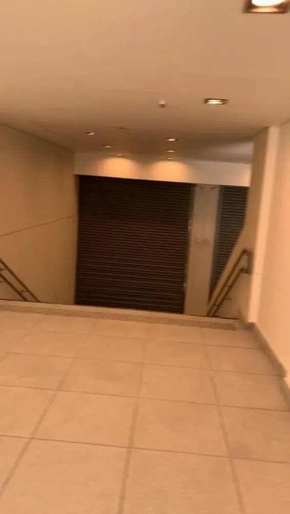 Sala-Conjunto, 1000 m² - Foto 2