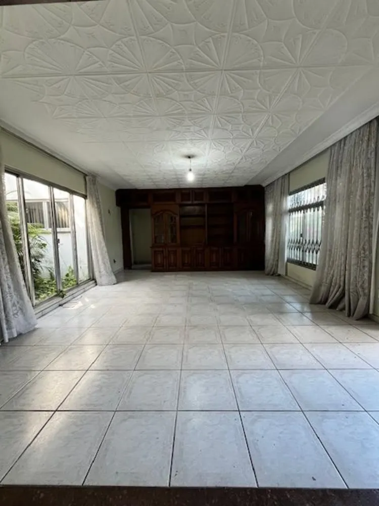 Casa, 5 quartos, 363 m² - Foto 1