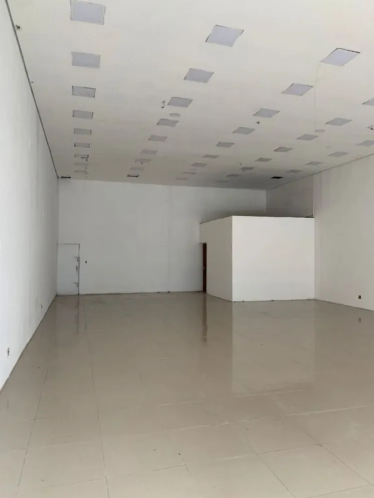 Loja-Salão, 180 m² - Foto 1