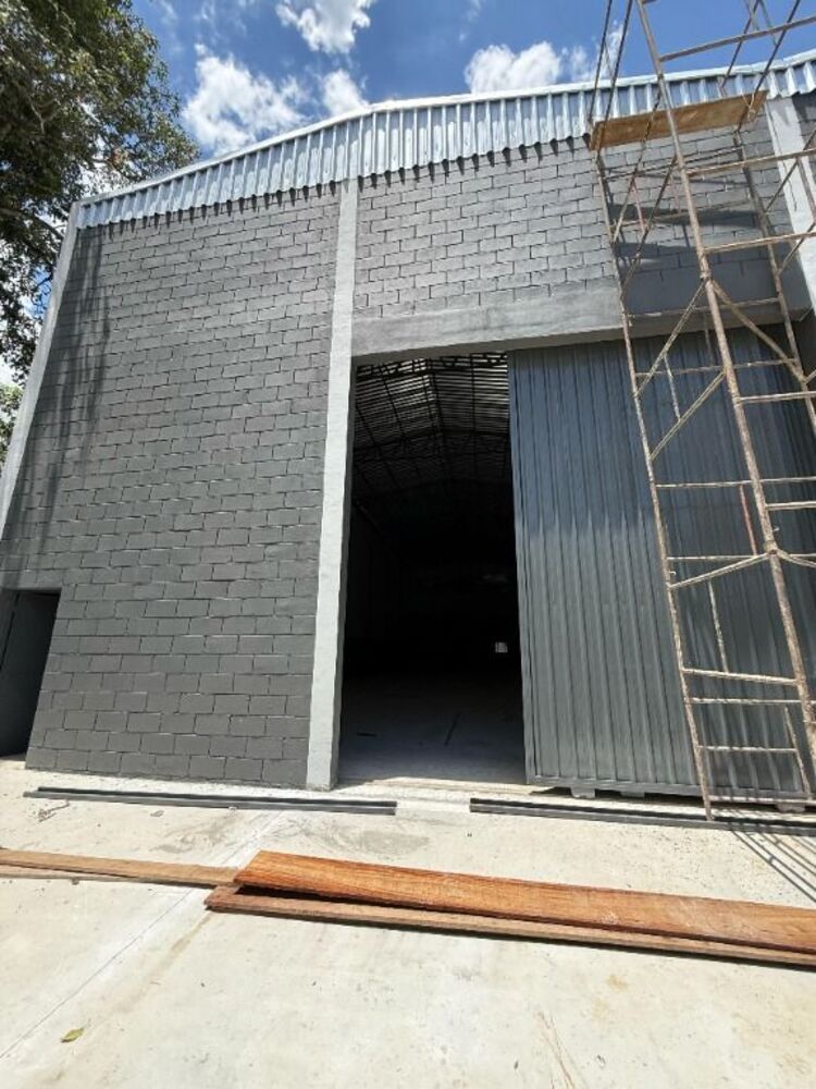 Depósito-Galpão-Armazém para alugar, 425m² - Foto 1