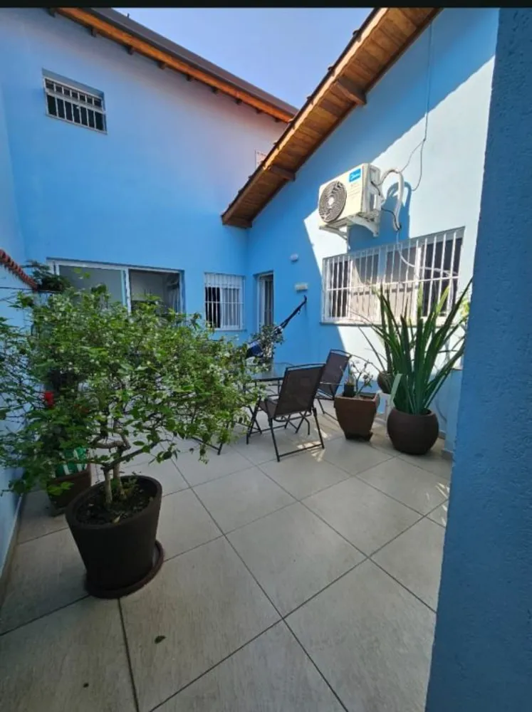 Casa, 4 quartos, 174 m² - Foto 1
