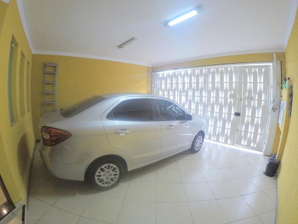 Sobrado à venda com 3 quartos, 324m² - Foto 1