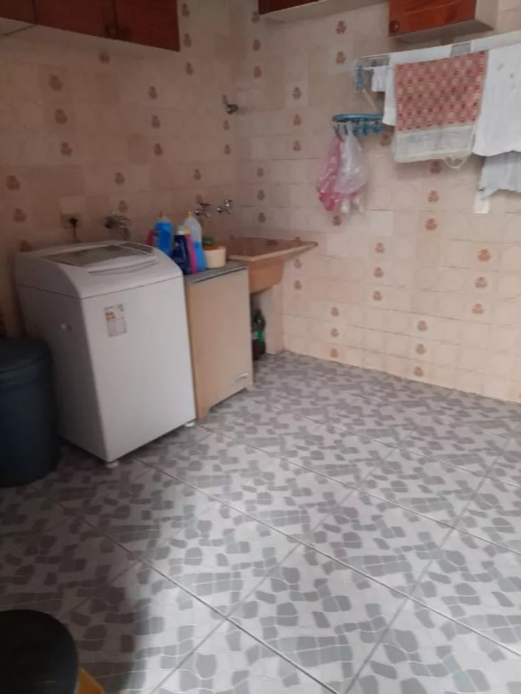 Sobrado à venda com 3 quartos, 297m² - Foto 11