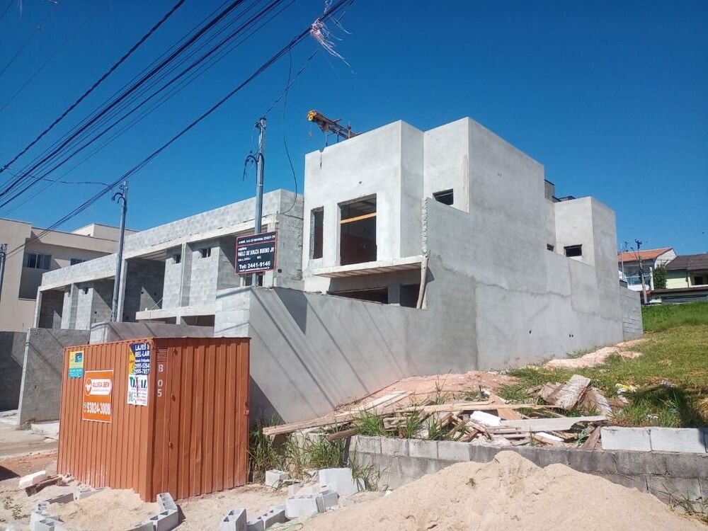 Sobrado à venda com 3 quartos, 94m² - Foto 1