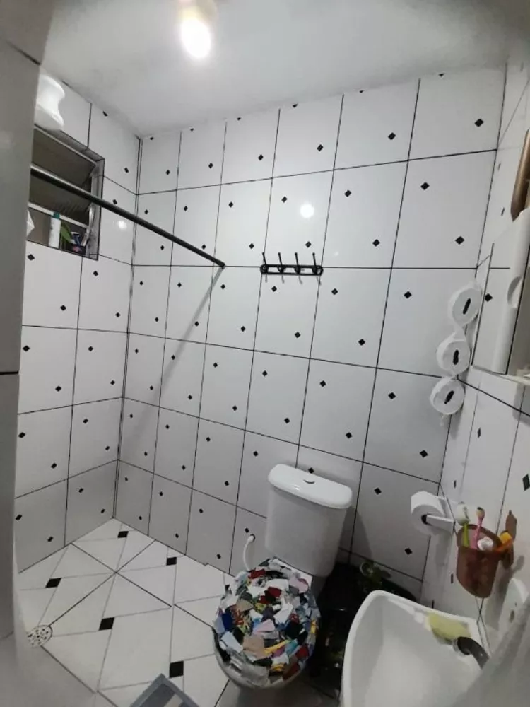 Casa à venda com 3 quartos, 111m² - Foto 2