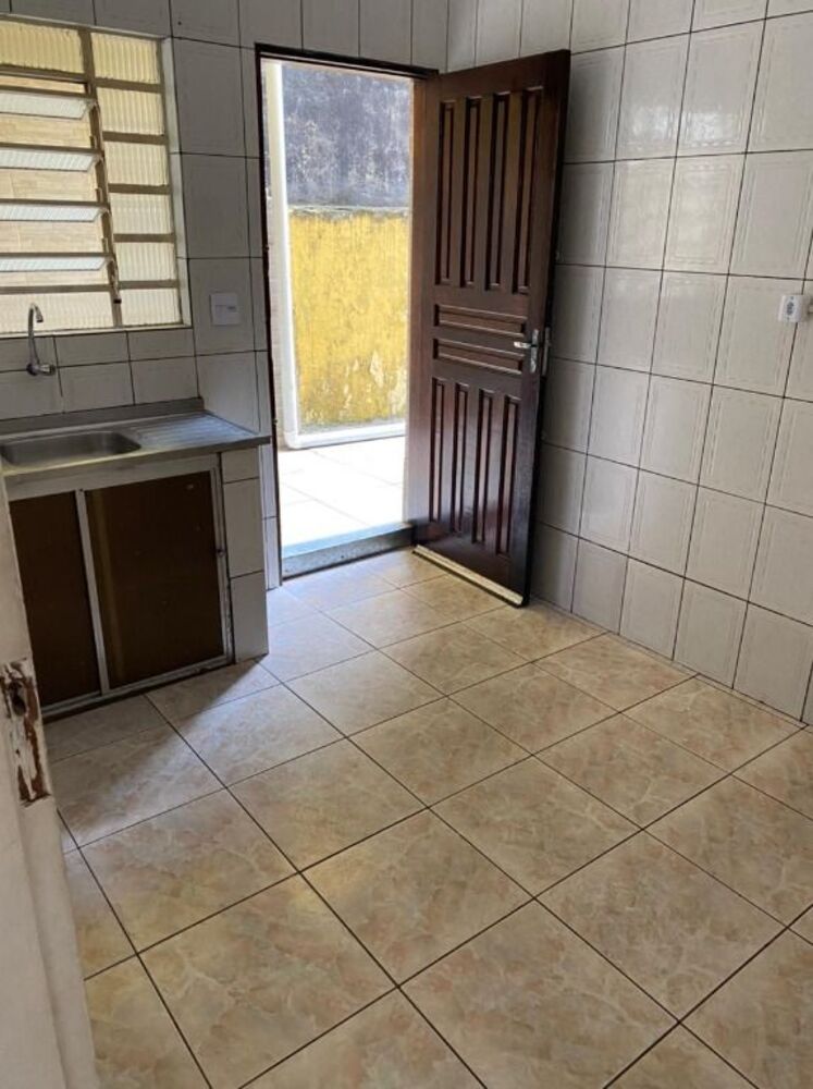 Casa, 4 quartos, 173 m² - Foto 1