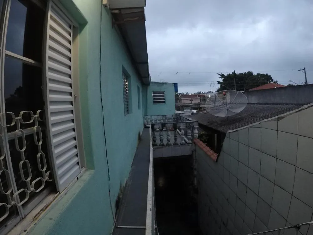 Casa, 6 quartos, 140 m² - Foto 2