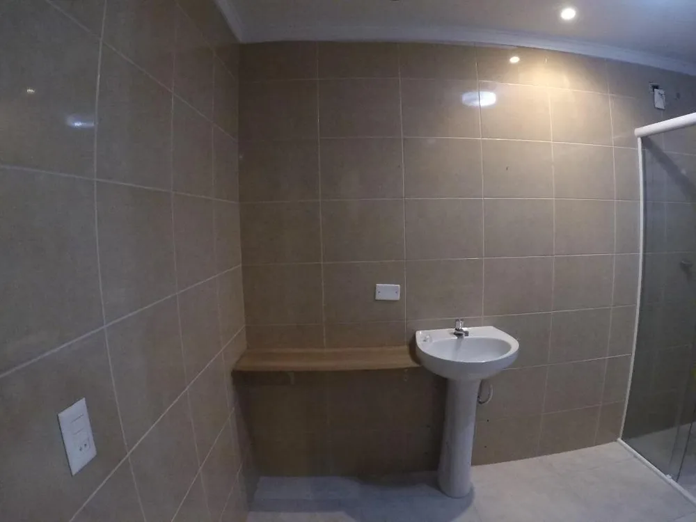 Casa, 6 quartos, 140 m² - Foto 3