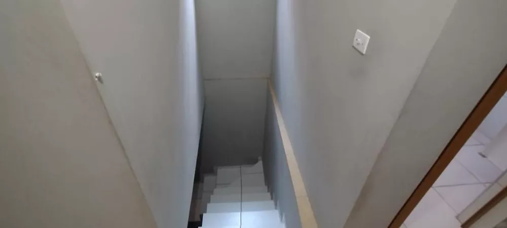 Sobrado à venda com 3 quartos, 300m² - Foto 7