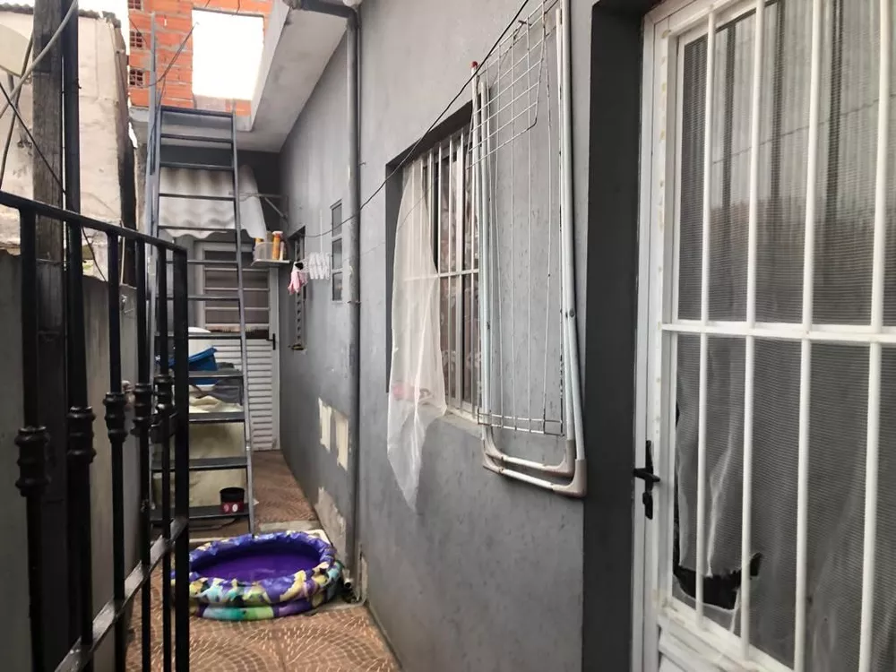 Casa, 6 quartos, 200 m² - Foto 9