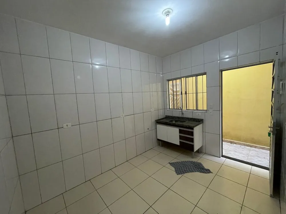 Casa, 6 quartos, 250 m² - Foto 1